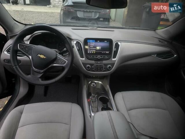 Серый Шевроле Малибу, объемом двигателя 1.49 л и пробегом 120 тыс. км за 9999 $, фото 2 на Automoto.ua