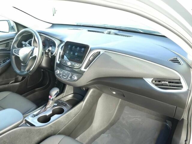 Сірий Шевроле Малібу, об'ємом двигуна 1.5 л та пробігом 3 тис. км за 12500 $, фото 9 на Automoto.ua