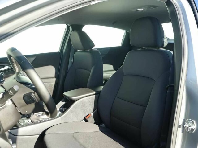 Сірий Шевроле Малібу, об'ємом двигуна 1.5 л та пробігом 3 тис. км за 12500 $, фото 10 на Automoto.ua