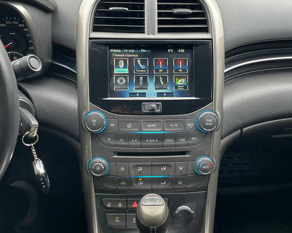 Шевроле Малибу 2012 в Ровно на Automoto.ua Синий Шевроле Малибу, объемом двигателя 2.38 л и пробегом 98 тыс. км за 9500 $, фото 7 на Automoto.ua