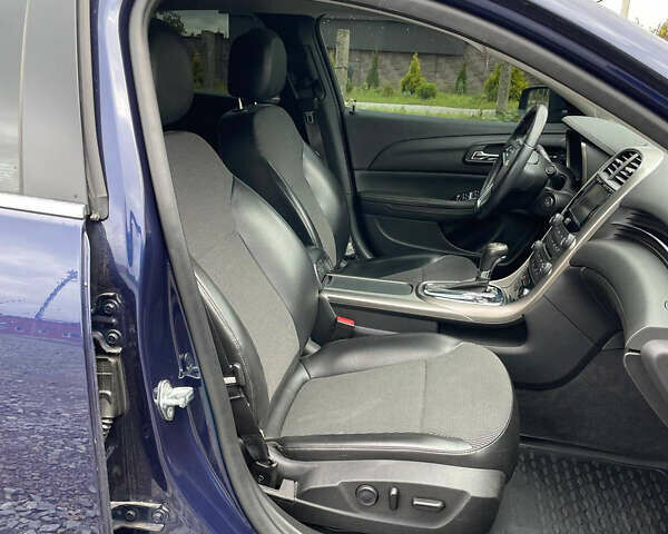 Шевроле Малибу 2012 в Ровно на Automoto.ua Синий Шевроле Малибу, объемом двигателя 2.38 л и пробегом 98 тыс. км за 9500 $, фото 8 на Automoto.ua