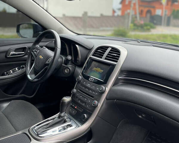 Шевроле Малибу 2012 в Ровно на Automoto.ua Синий Шевроле Малибу, объемом двигателя 2.38 л и пробегом 98 тыс. км за 9500 $, фото 5 на Automoto.ua