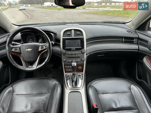 Синий Шевроле Малибу, объемом двигателя 2.46 л и пробегом 218 тыс. км за 6500 $, фото 13 на Automoto.ua