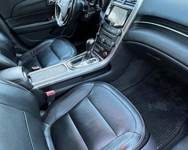 Синий Шевроле Малибу, объемом двигателя 2.46 л и пробегом 218 тыс. км за 7400 $, фото 9 на Automoto.ua