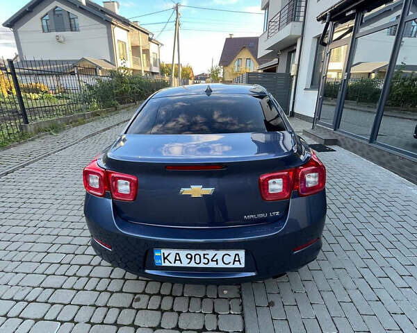 Синий Шевроле Малибу, объемом двигателя 2.46 л и пробегом 218 тыс. км за 7400 $, фото 5 на Automoto.ua