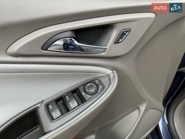 Синій Шевроле Малібу, об'ємом двигуна 1.8 л та пробігом 109 тис. км за 15500 $, фото 8 на Automoto.ua