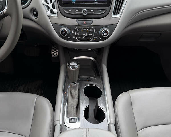 Синій Шевроле Малібу, об'ємом двигуна 1.8 л та пробігом 109 тис. км за 15500 $, фото 20 на Automoto.ua