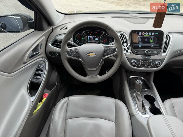 Синій Шевроле Малібу, об'ємом двигуна 1.8 л та пробігом 109 тис. км за 15500 $, фото 22 на Automoto.ua