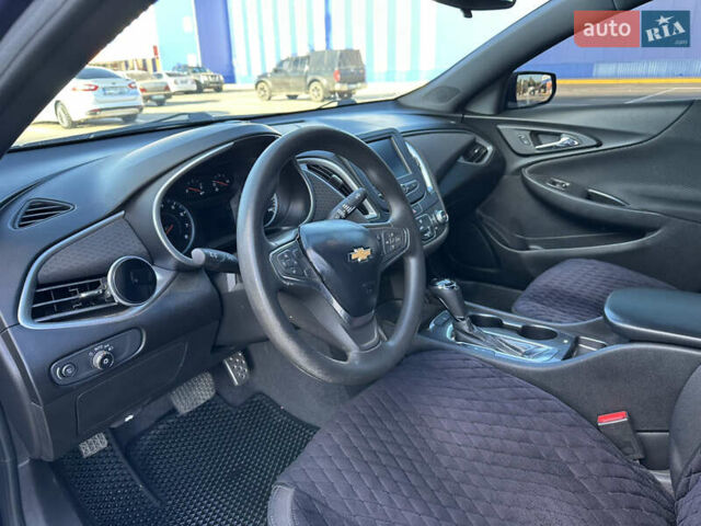 Синій Шевроле Малібу, об'ємом двигуна 1.49 л та пробігом 128 тис. км за 12500 $, фото 21 на Automoto.ua