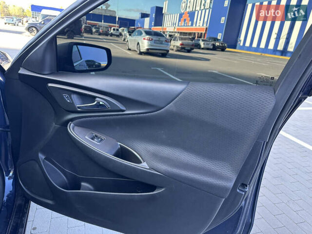 Синій Шевроле Малібу, об'ємом двигуна 1.49 л та пробігом 128 тис. км за 12500 $, фото 28 на Automoto.ua