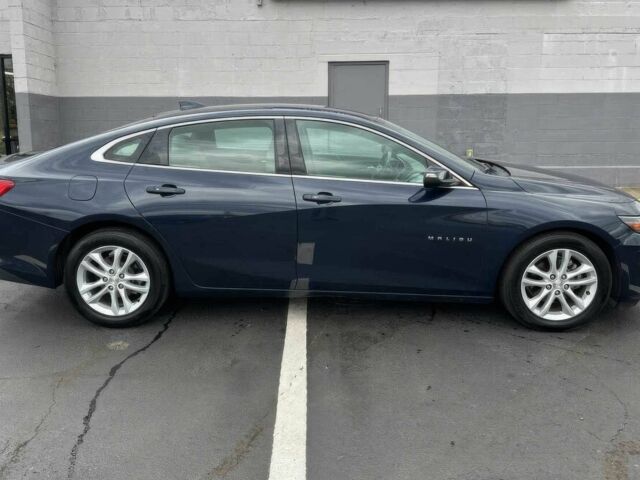 Синій Шевроле Малібу, об'ємом двигуна 1.5 л та пробігом 51 тис. км за 9000 $, фото 3 на Automoto.ua