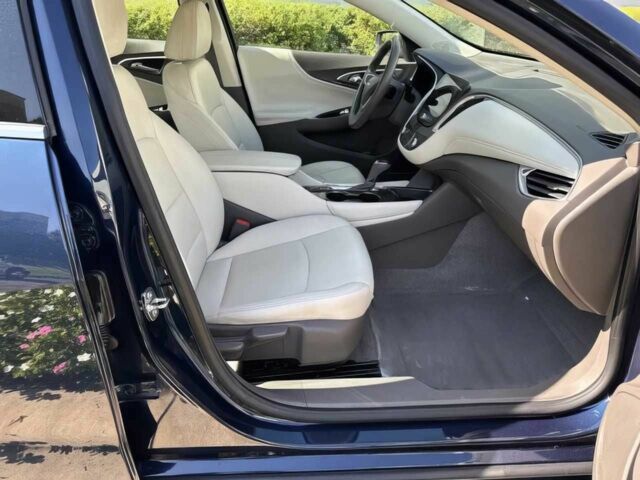 Синий Шевроле Малибу, объемом двигателя 1.5 л и пробегом 40 тыс. км за 7000 $, фото 5 на Automoto.ua