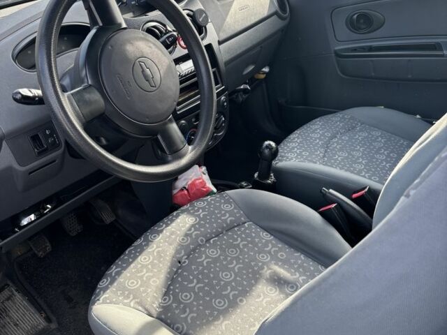 Синій Шевроле Матіз, об'ємом двигуна 0.8 л та пробігом 400 тис. км за 2387 $, фото 8 на Automoto.ua