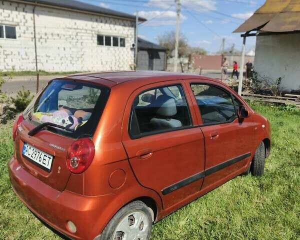 Помаранчевий Шевроле Матіз, об'ємом двигуна 1 л та пробігом 174 тис. км за 3000 $, фото 8 на Automoto.ua