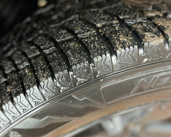 Белый Шевроле Нива, объемом двигателя 1.69 л и пробегом 157 тыс. км за 6150 $, фото 11 на Automoto.ua