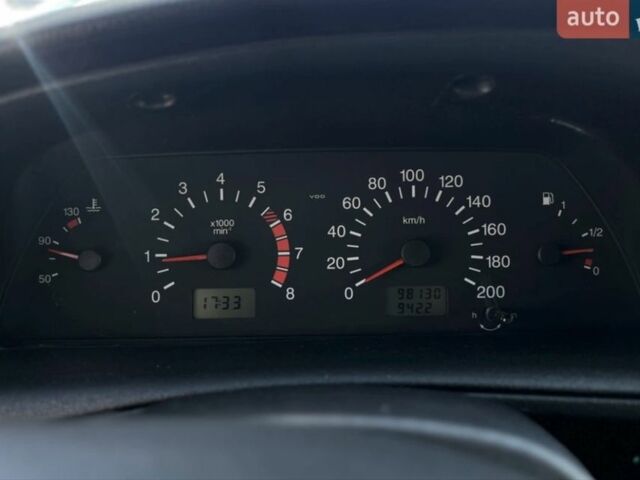 Белый Шевроле Нива, объемом двигателя 1.7 л и пробегом 98 тыс. км за 7200 $, фото 6 на Automoto.ua