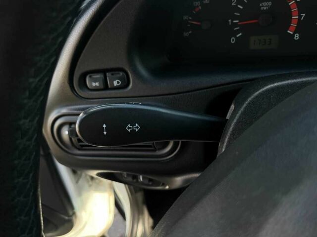 Белый Шевроле Нива, объемом двигателя 1.7 л и пробегом 98 тыс. км за 7500 $, фото 20 на Automoto.ua