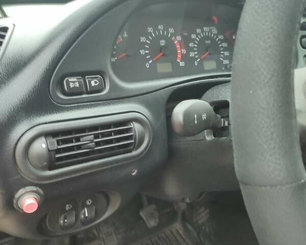 Шевроле Нива 2004 у Южноукраинске на Automoto.ua Бежевий Шевроле Нива, об'ємом двигуна 1.7 л та пробігом 200 тис. км за 5300 $, фото 18 на Automoto.ua