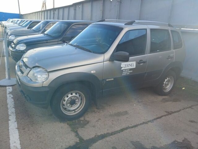 Шевроле Нива 2016 в Варве на Automoto.ua Бежевый Шевроле Нива, объемом двигателя 1.7 л и пробегом 2 тыс. км за 3700 $, фото 8 на Automoto.ua