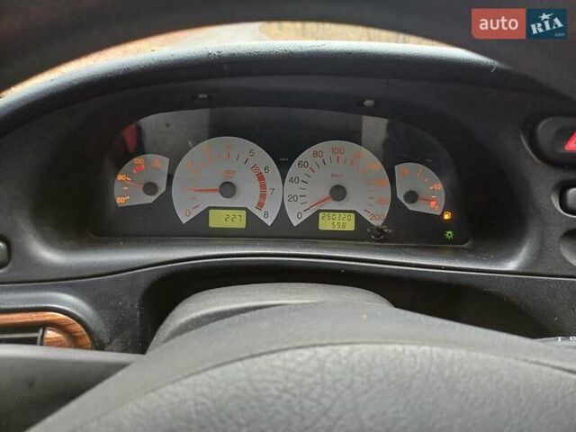 Чорний Шевроле Нива, об'ємом двигуна 1.7 л та пробігом 250 тис. км за 4600 $, фото 4 на Automoto.ua