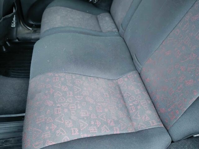 Черный Шевроле Нива, объемом двигателя 1.7 л и пробегом 195 тыс. км за 3100 $, фото 14 на Automoto.ua