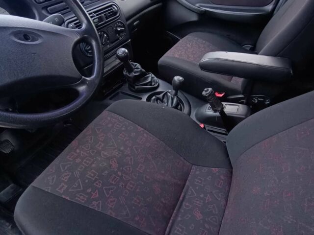 Черный Шевроле Нива, объемом двигателя 1.7 л и пробегом 195 тыс. км за 3100 $, фото 13 на Automoto.ua