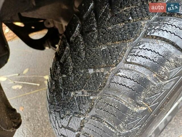 Чорний Шевроле Нива, об'ємом двигуна 1.7 л та пробігом 250 тис. км за 4600 $, фото 18 на Automoto.ua