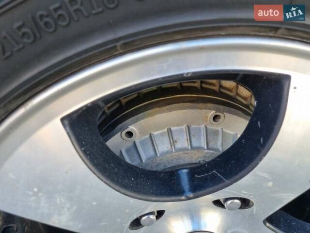 Черный Шевроле Нива, объемом двигателя 1.7 л и пробегом 282 тыс. км за 3999 $, фото 14 на Automoto.ua