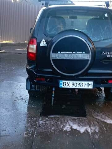 Черный Шевроле Нива, объемом двигателя 1.69 л и пробегом 189 тыс. км за 3500 $, фото 15 на Automoto.ua