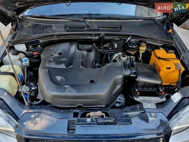 Черный Шевроле Нива, объемом двигателя 1.7 л и пробегом 282 тыс. км за 3999 $, фото 9 на Automoto.ua