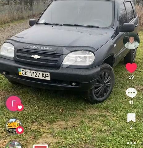 Черный Шевроле Нива, объемом двигателя 0 л и пробегом 150 тыс. км за 3550 $, фото 1 на Automoto.ua