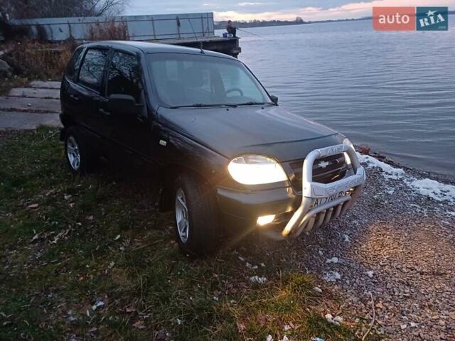 Черный Шевроле Нива, объемом двигателя 0 л и пробегом 234 тыс. км за 3300 $, фото 1 на Automoto.ua