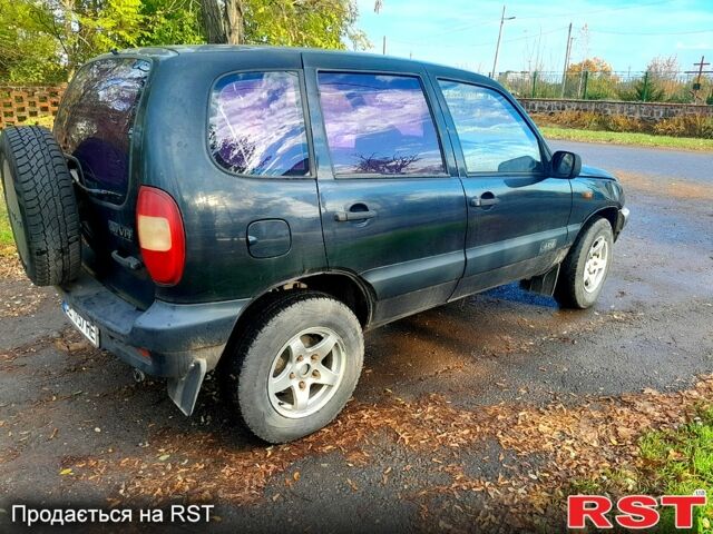 Шевроле Нива 2007 у Новом Буге на Automoto.ua Чорний Шевроле Нива, об'ємом двигуна 1.7 л та пробігом 160 тис. км за 2999 $, фото 4 на Automoto.ua