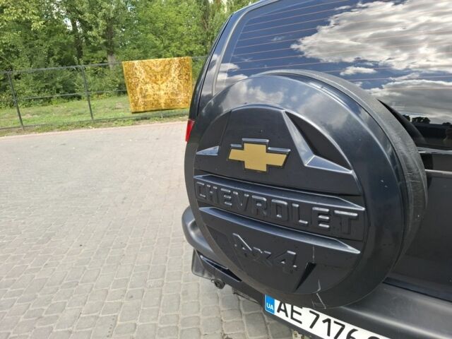 Черный Шевроле Нива, объемом двигателя 1.7 л и пробегом 36 тыс. км за 5900 $, фото 3 на Automoto.ua