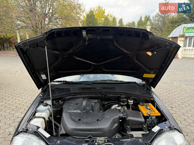 Шевроле Нива 2010 у Вінниці на Automoto.ua Чорний Шевроле Нива, об'ємом двигуна 1.7 л та пробігом 50 тис. км за 6850 $, фото 33 на Automoto.ua