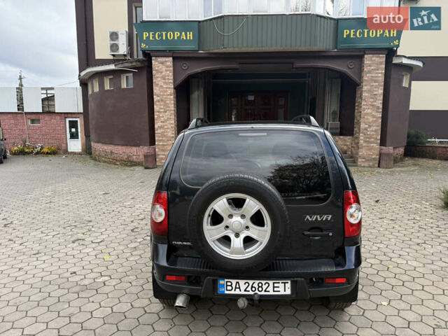 Шевроле Нива 2010 у Вінниці на Automoto.ua Чорний Шевроле Нива, об'ємом двигуна 1.7 л та пробігом 50 тис. км за 6850 $, фото 15 на Automoto.ua