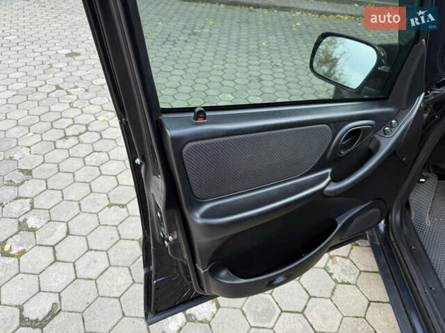 Шевроле Нива 2010 у Вінниці на Automoto.ua Чорний Шевроле Нива, об'ємом двигуна 1.7 л та пробігом 50 тис. км за 6850 $, фото 40 на Automoto.ua