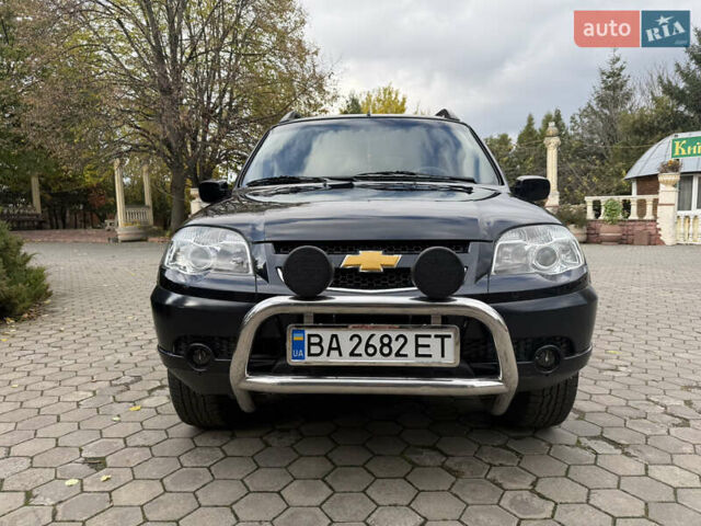 Шевроле Нива 2010 у Вінниці на Automoto.ua Чорний Шевроле Нива, об'ємом двигуна 1.7 л та пробігом 50 тис. км за 6850 $, фото 6 на Automoto.ua