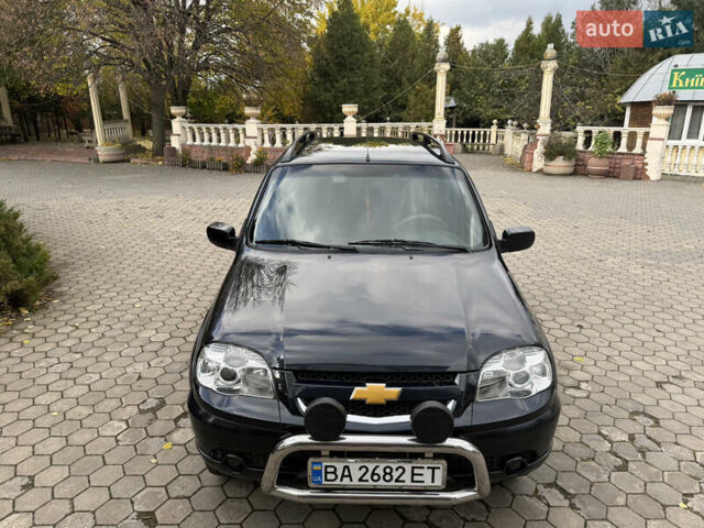 Шевроле Нива 2010 у Вінниці на Automoto.ua Чорний Шевроле Нива, об'ємом двигуна 1.7 л та пробігом 50 тис. км за 6850 $, фото 5 на Automoto.ua