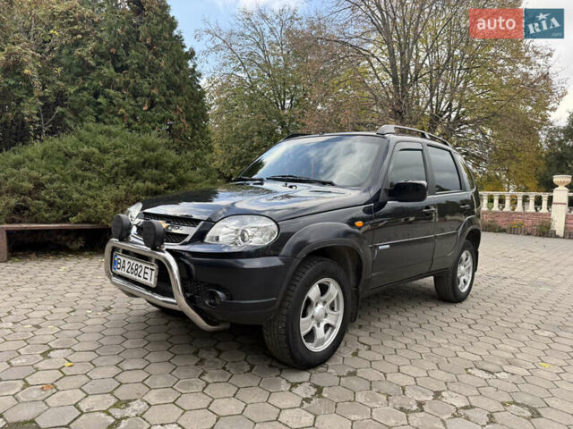 Шевроле Нива 2010 у Вінниці на Automoto.ua Чорний Шевроле Нива, об'ємом двигуна 1.7 л та пробігом 50 тис. км за 6850 $, фото 7 на Automoto.ua