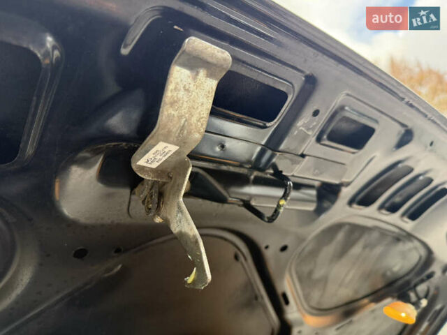 Шевроле Нива 2010 у Вінниці на Automoto.ua Чорний Шевроле Нива, об'ємом двигуна 1.7 л та пробігом 50 тис. км за 6850 $, фото 35 на Automoto.ua