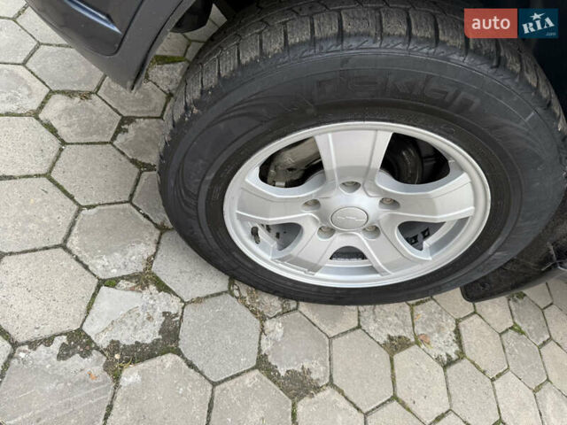 Шевроле Нива 2010 у Вінниці на Automoto.ua Чорний Шевроле Нива, об'ємом двигуна 1.7 л та пробігом 50 тис. км за 6850 $, фото 25 на Automoto.ua