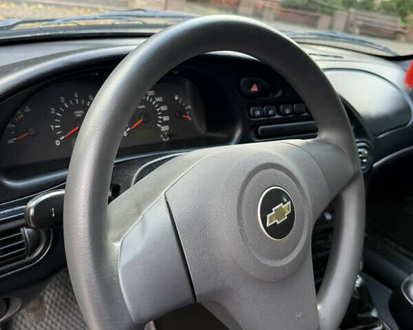 Шевроле Нива 2010 у Вінниці на Automoto.ua Чорний Шевроле Нива, об'ємом двигуна 1.7 л та пробігом 50 тис. км за 6850 $, фото 42 на Automoto.ua