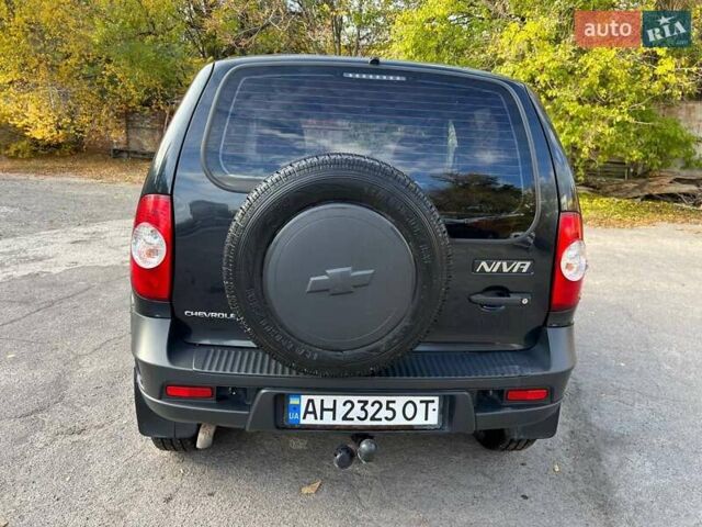 Шевроле Нива 2015 у Дніпро (Дніпропетровську) на Automoto.ua Чорний Шевроле Нива, об'ємом двигуна 1.69 л та пробігом 187 тис. км за 6700 $, фото 10 на Automoto.ua