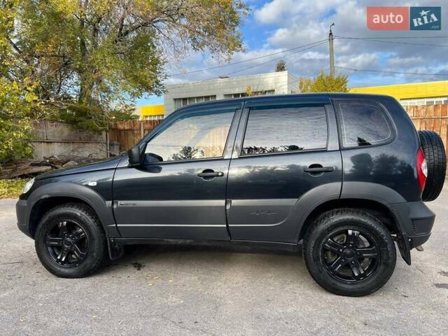 Шевроле Нива 2015 у Дніпро (Дніпропетровську) на Automoto.ua Чорний Шевроле Нива, об'ємом двигуна 1.69 л та пробігом 187 тис. км за 6700 $, фото 8 на Automoto.ua