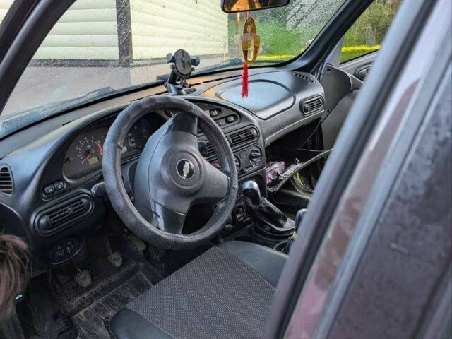 Коричневый Шевроле Нива, объемом двигателя 1.7 л и пробегом 170 тыс. км за 4800 $, фото 5 на Automoto.ua