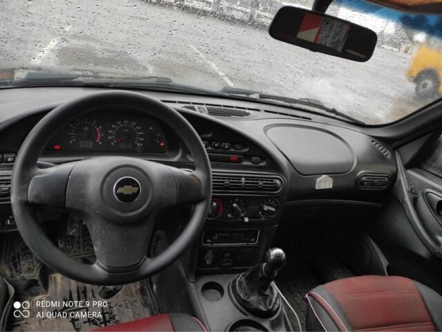 Шевроле Нива 2016 в Ладыжин на Automoto.ua Красный Шевроле Нива, объемом двигателя 1.7 л и пробегом 131 тыс. км за 6130 $, фото 7 на Automoto.ua
