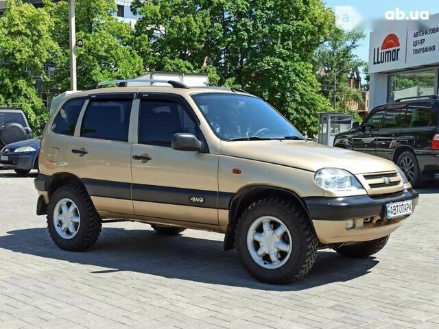 Шевроле Нива, объемом двигателя 0 л и пробегом 34 тыс. км за 6700 $, фото 5 на Automoto.ua