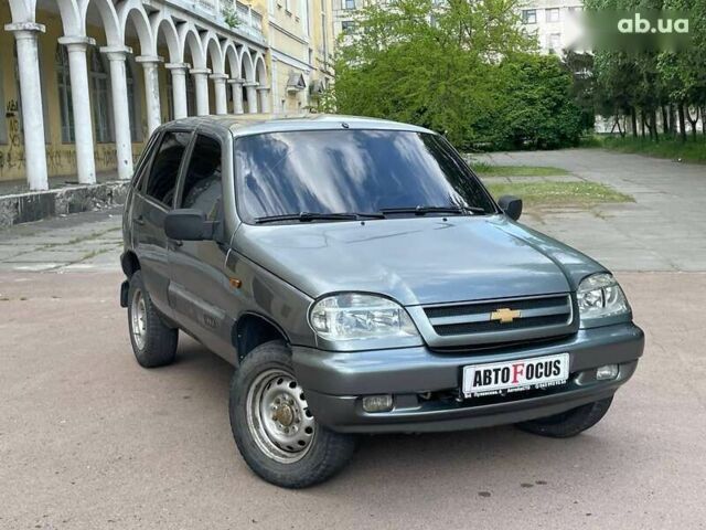 Шевроле Нива, объемом двигателя 1.7 л и пробегом 157 тыс. км за 3790 $, фото 1 на Automoto.ua