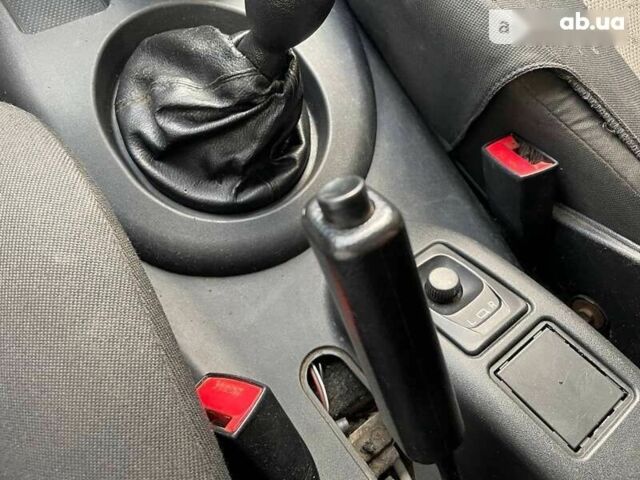 Шевроле Нива, объемом двигателя 1.7 л и пробегом 157 тыс. км за 3790 $, фото 15 на Automoto.ua